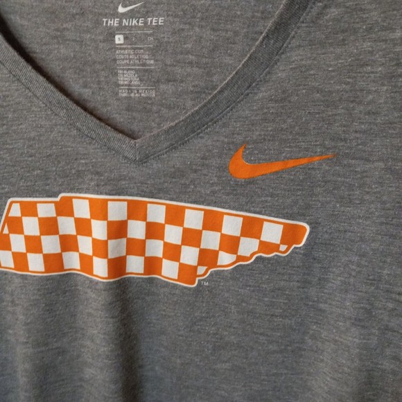 NIKE Tee Womens Small Sm S Gray V-neck Short Sleeve - Picture 2 of 4